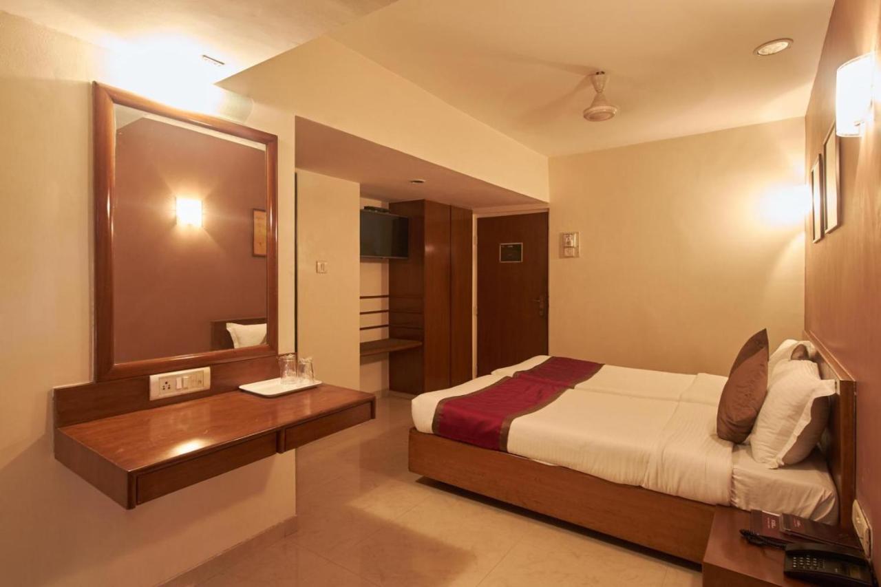 Sukh Hotel Bombaim Exterior foto